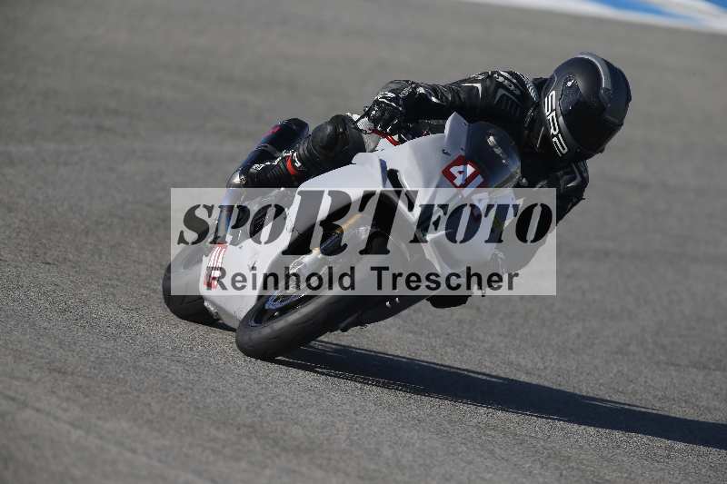 /Archiv-2024/02 29.01.-02.02.2024 Moto Center Thun Jerez/Gruppe gruen-green/414